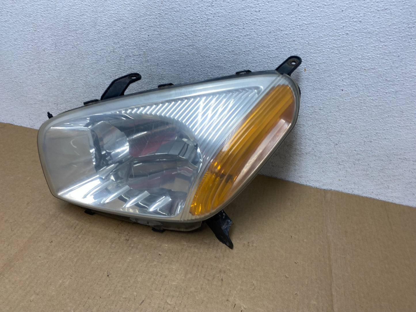 2001 - 2003 Toyota Rav4 Left Driver LH Side Headlight Halogen AF9568 DW1