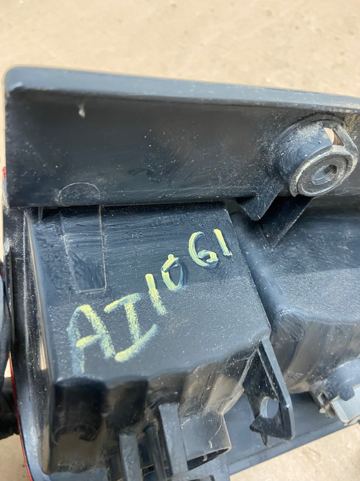 2002 2003 2004 Honda Crv Cr-v Left Driver Lh Tail Light AI1061 LK6