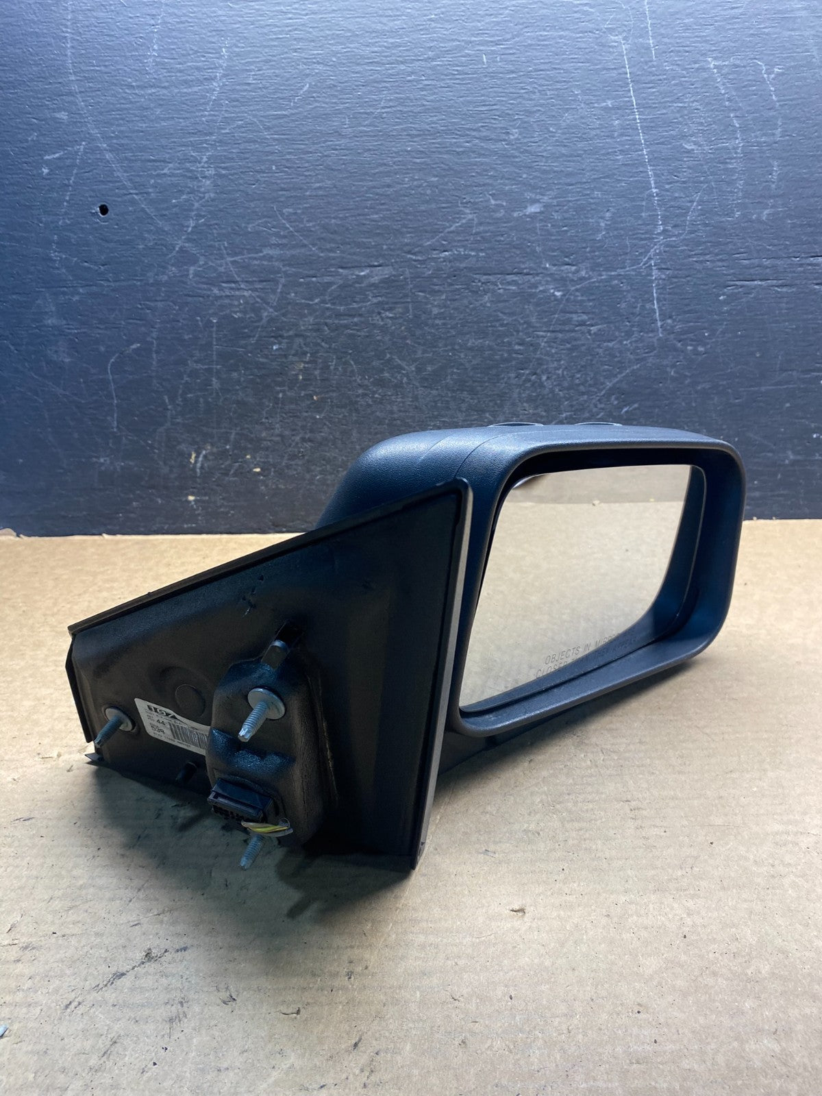 2007 to 2010 Ford Edge Right Passenger View Door Mirror AD9934 DW6