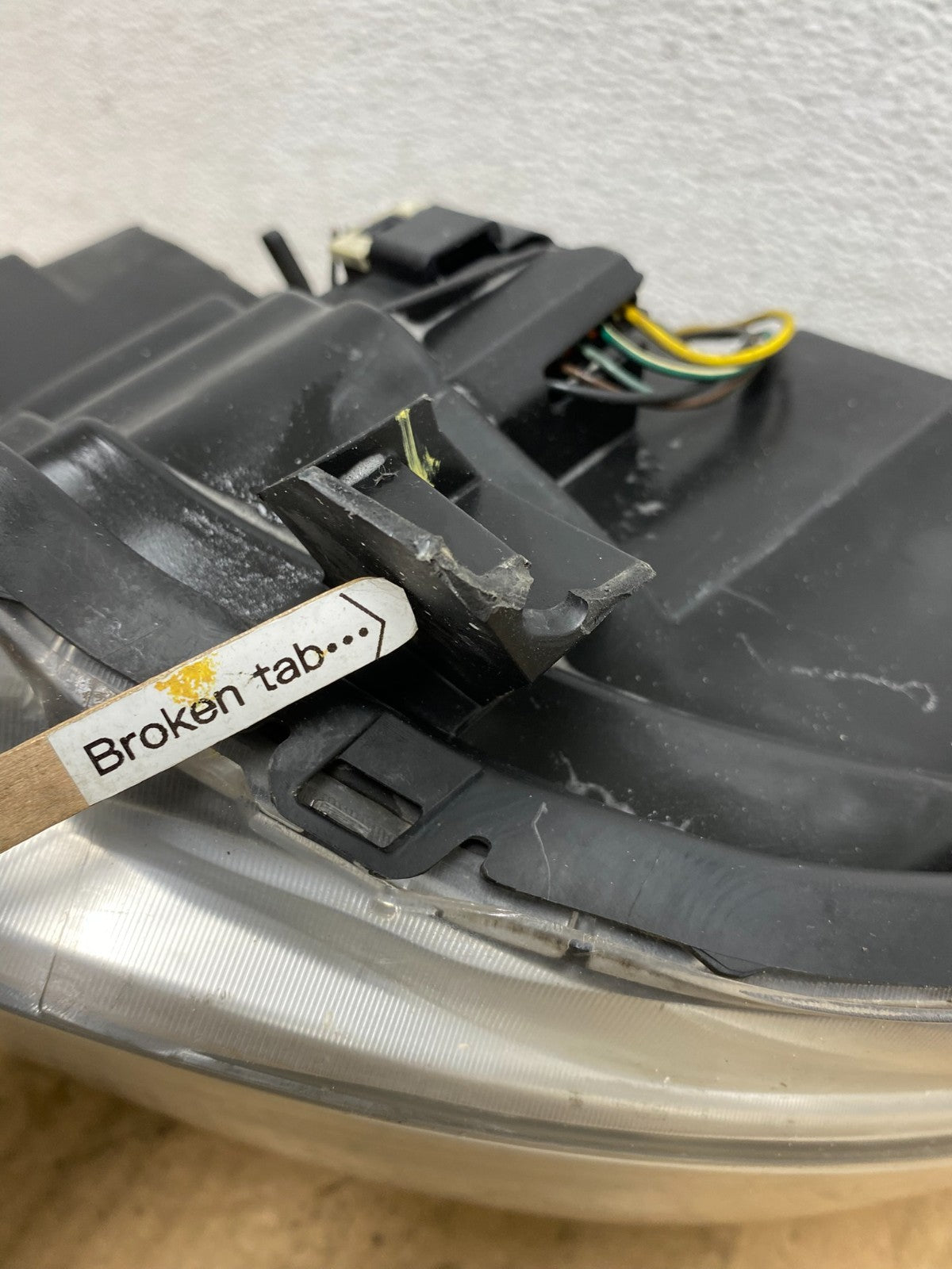 2010-2015 Chevrolet Equinox Right Passenger Halogen Projector Headlight AD14265