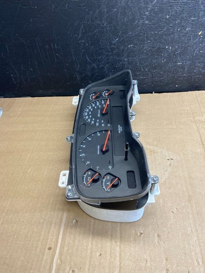 2001 2002 2003 Dodge Durango Speedometer Instrument Cluster Gauge AD70771
