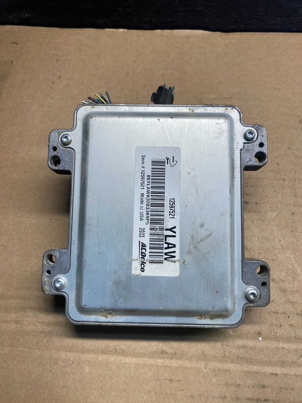 2004 to 2006 Chevrolet Colorado Engine Motor Brain Box ECU ECM AE2111 DW1