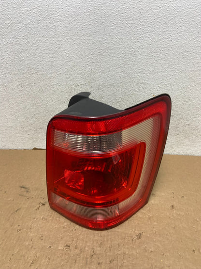 2008 to 2012 Ford Escape Right Passenger RH Side Tail Light AF8043 DW0