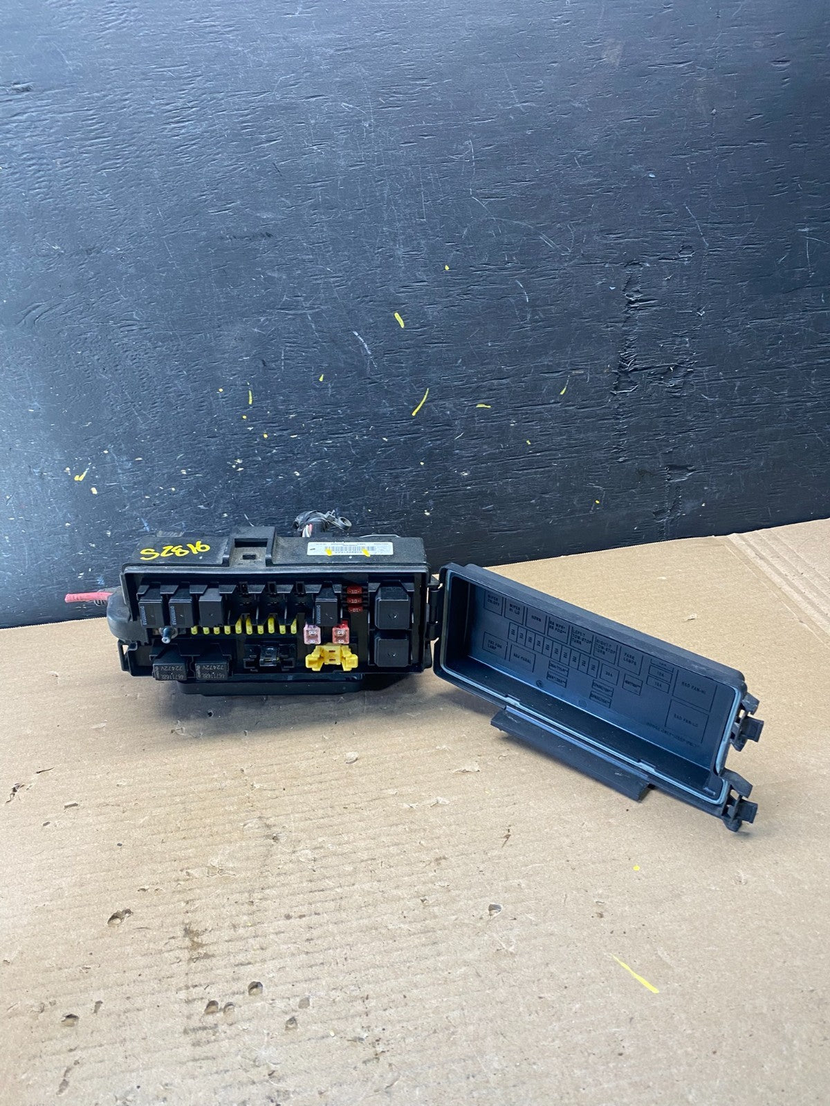 2009 Jeep Grand Cherokee Fuse Box Relay Panel Body Control Module BCM s2816 DG3