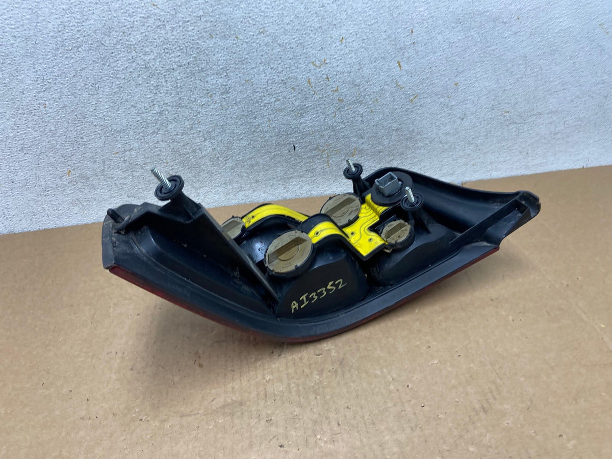1995 to 2000 Dodge Stratus Right Passenger Rh Side Tail Light AI3352 LK5