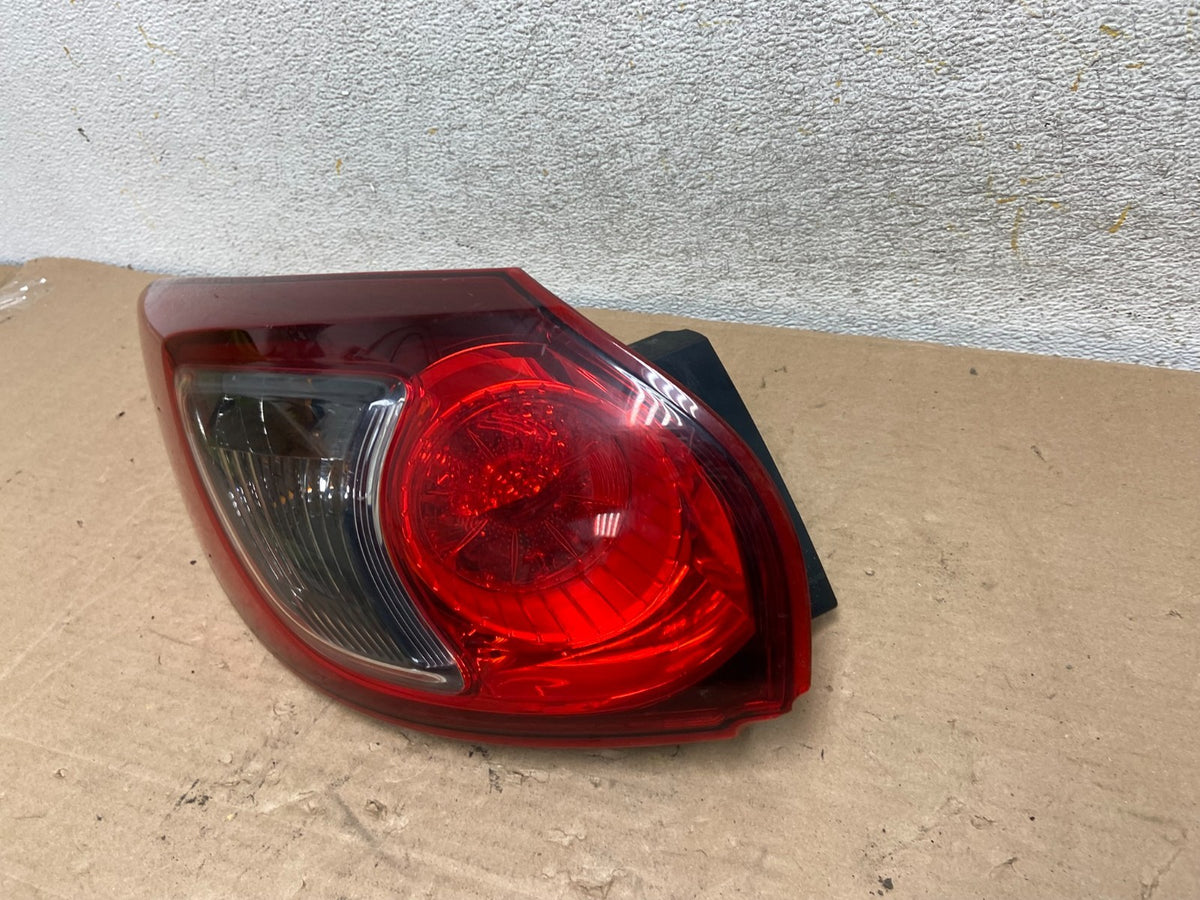 2013 to 2016 Mazda CX-5 CX5 Left Driver LH Tail Light AI0880 DW1