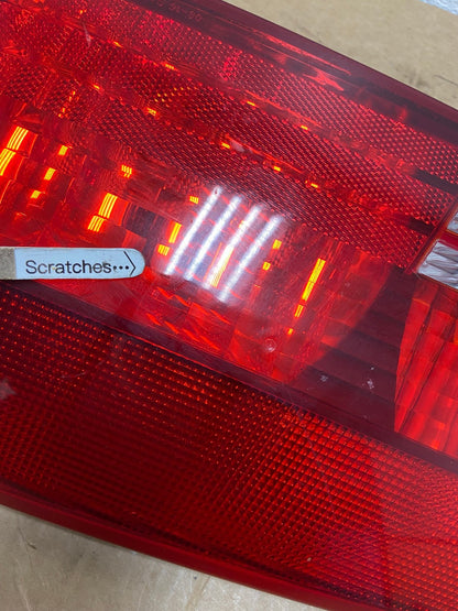 2004-2005 Toyota Sienna Right Passenger RH Side Inner Tail Light AD6153 LK3