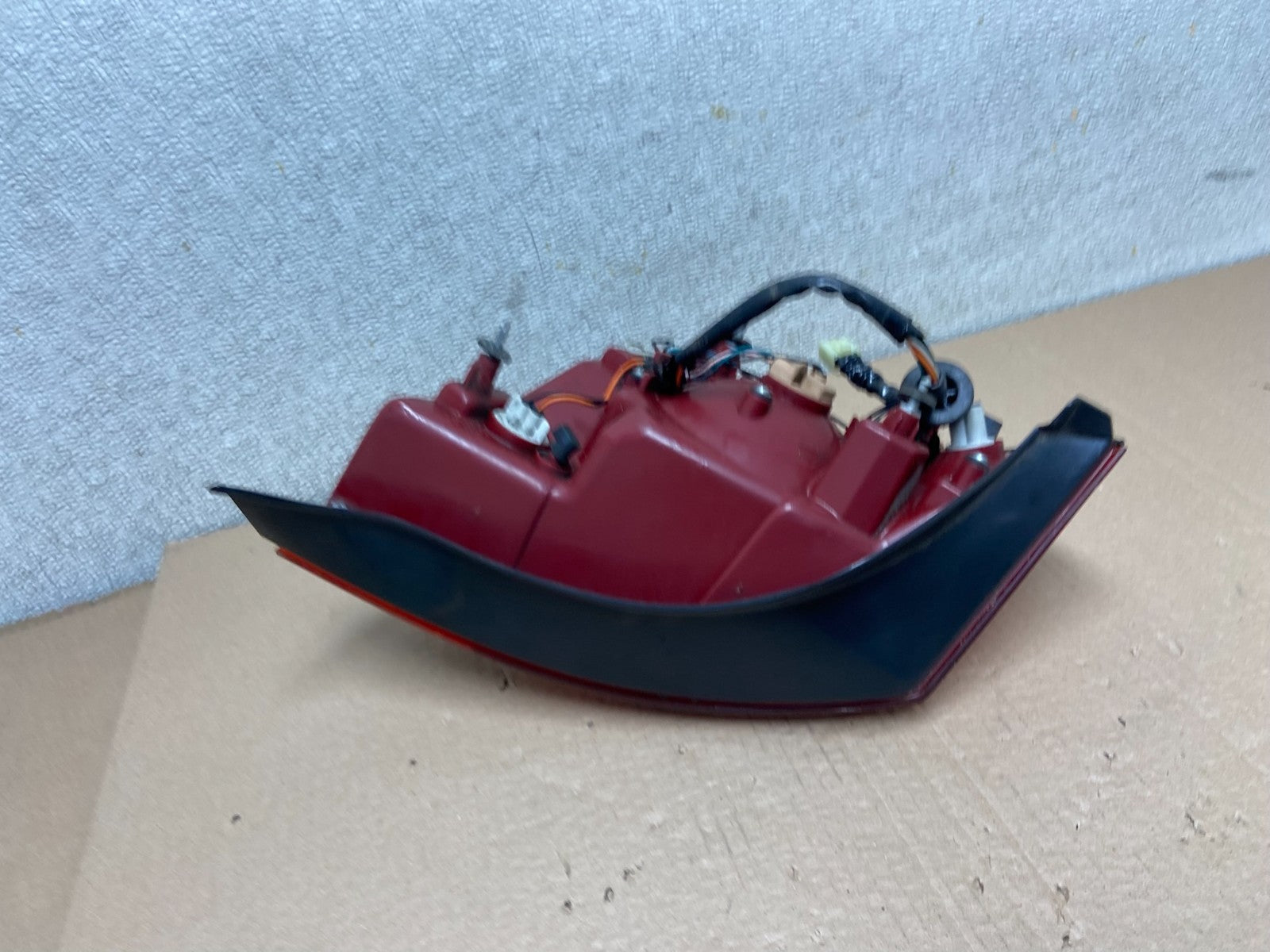 2004 2005 2006 Hyundai Elantra Sedan Right Passenger Tail Light TYC AB2379 DW4