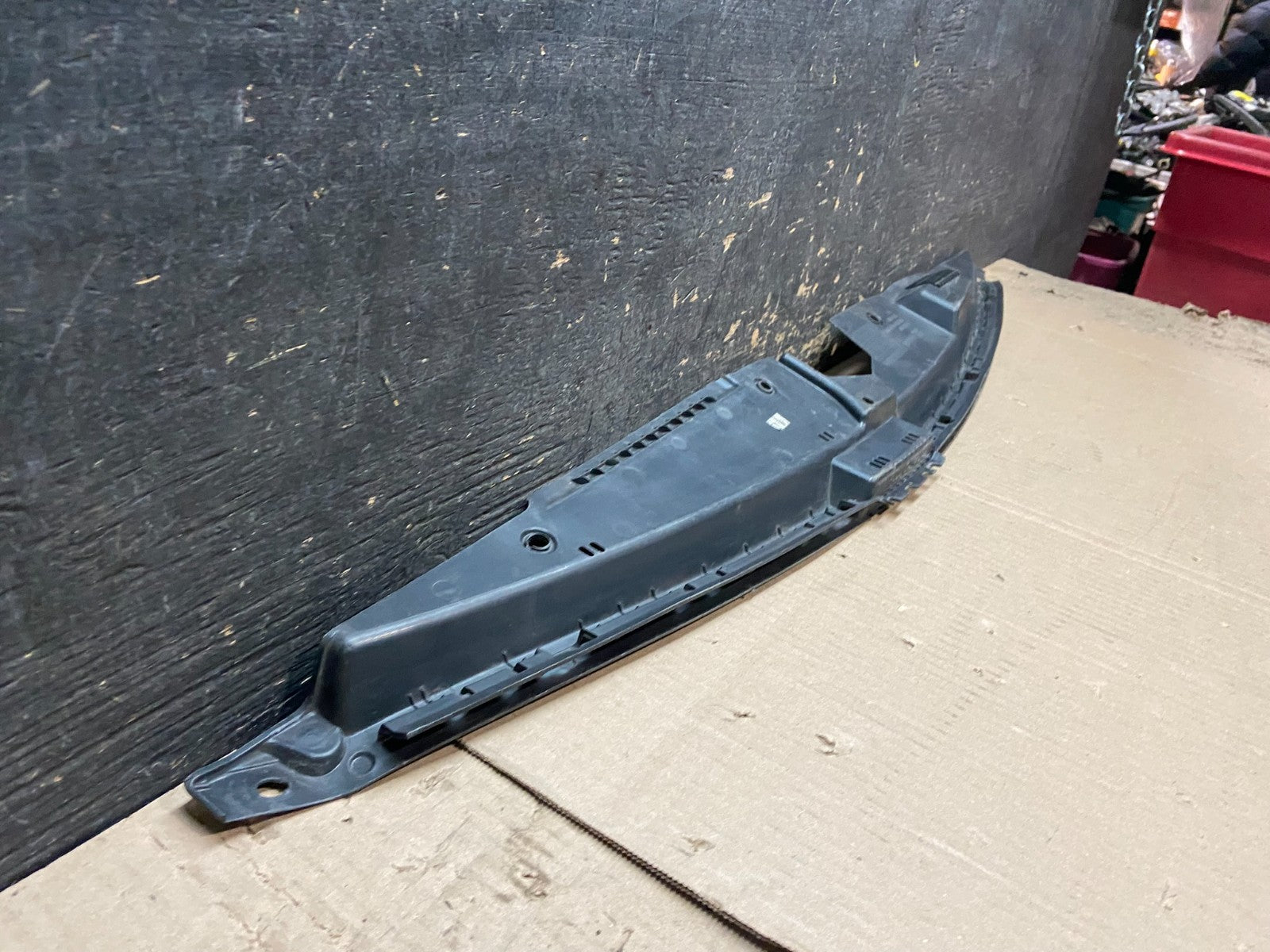 2013-2017 Hyundai Elantra Front Radiator Support Access Cove Grille Oem X7649 DG9