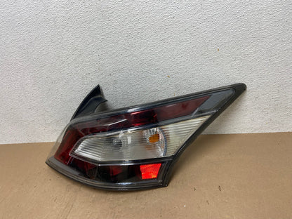 2012 2013 2014 Nissan Maxima Right Passenger Rh Side Tail light AE6778 LK1