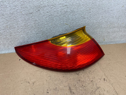 2001-2002 Saturn SC2 SL2 S Series Left Driver LH Tail Light Oem S2186 DW0