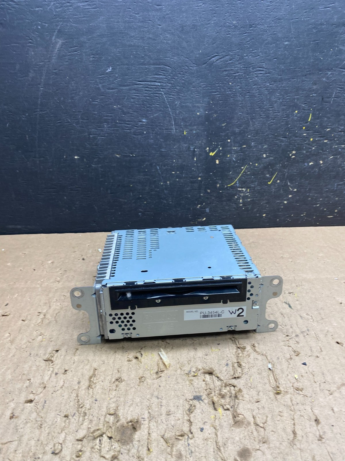 2012 to 2014 Ford Edge AM/FM Radio Reciever OEM t8538 DG0