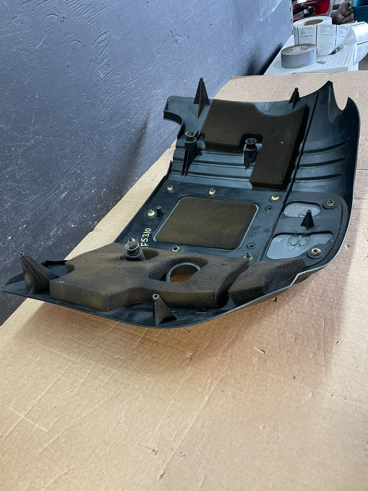 2005 to 2010 Jeep Grand Cherokee 5.7L Hemi Engine Cover Plastic Shield AF5310 DG3