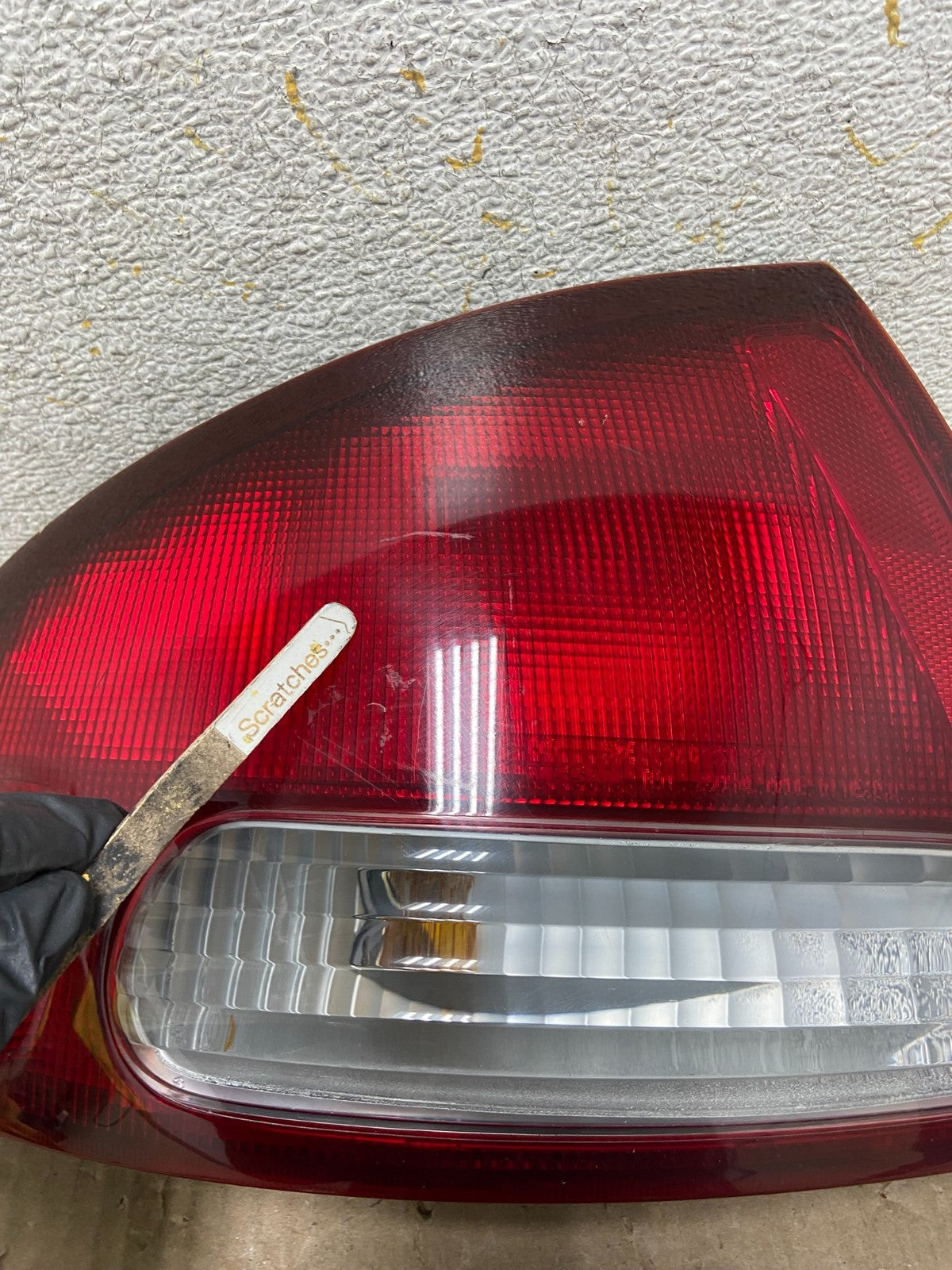 2000 2001 2002 2003 Nissan Sentra Left Driver Side Tail Light AJ1841 LK3