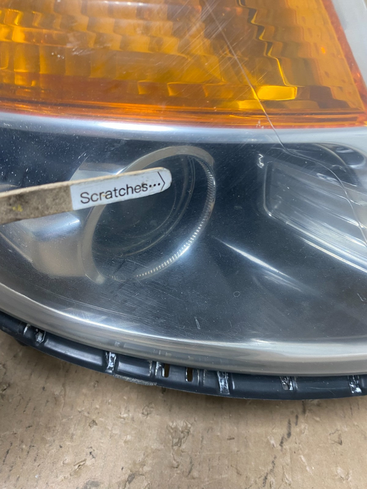 2011 to 2015 Ford Explorer Right Passenger Halogen Headlight AD8087 DW3