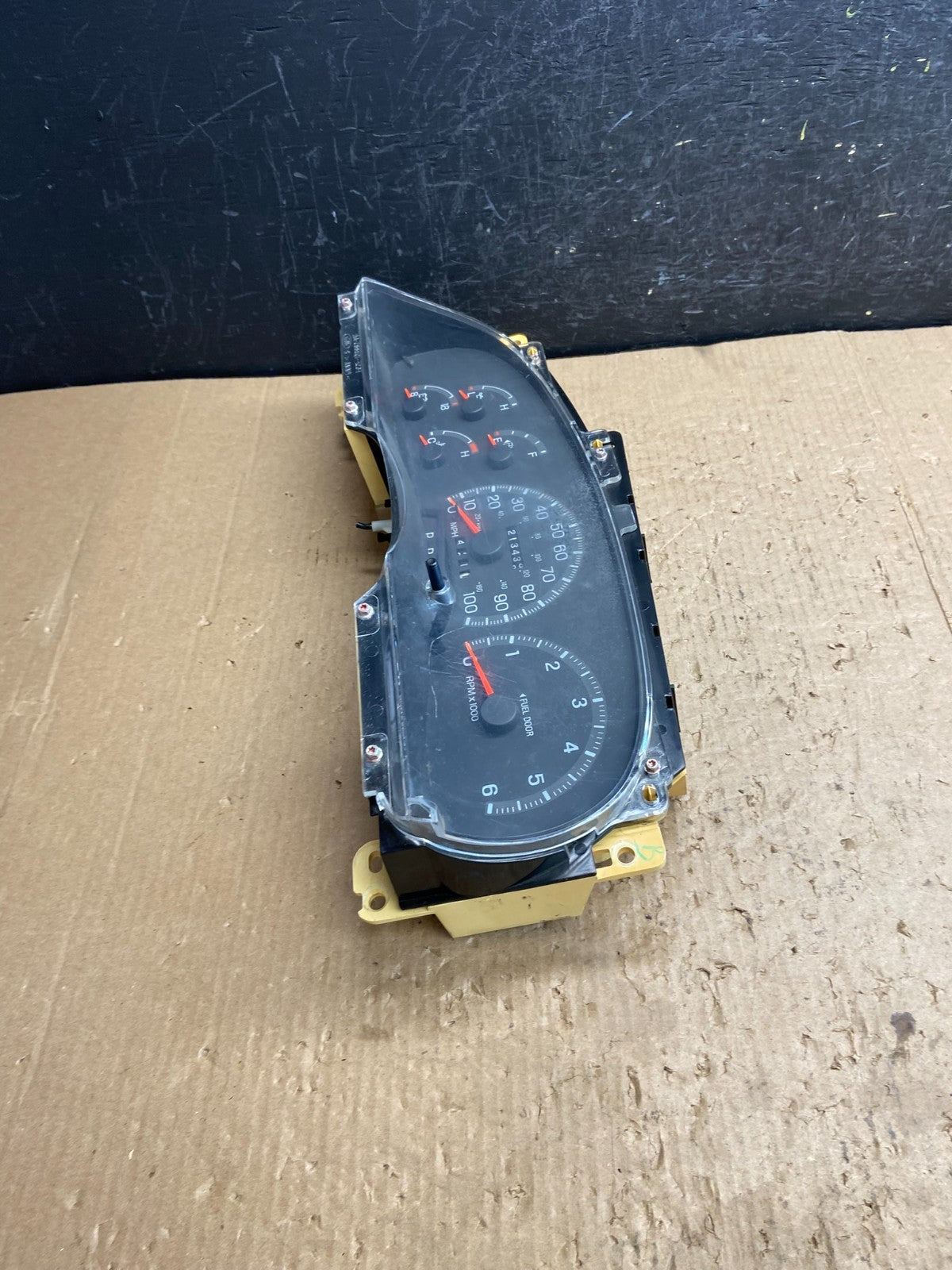 1997 1998 Ford Expedition Speedometer Instrument Gauge Cluster AE4301 DW2