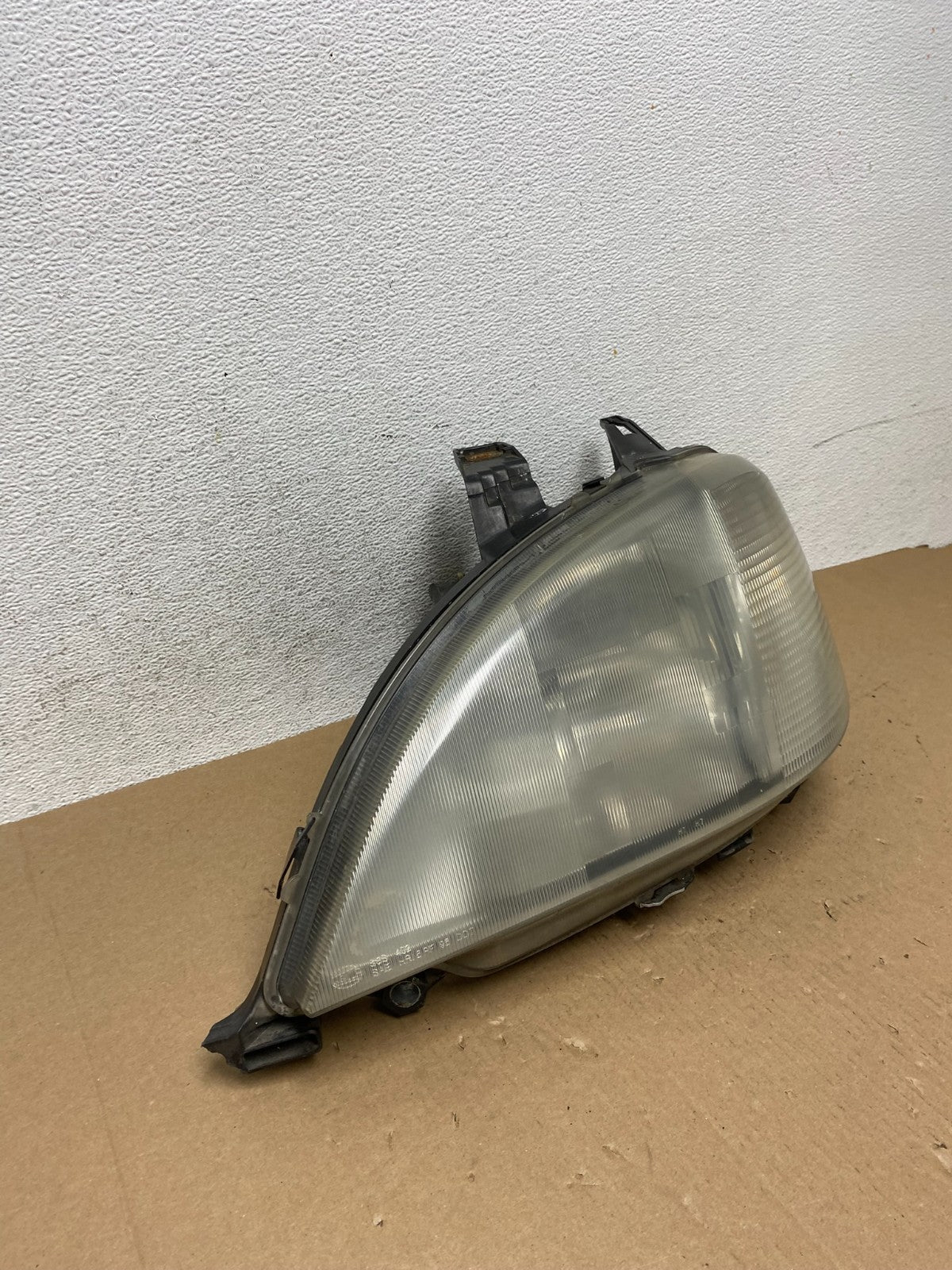1998 to 2001 Mercedes ML320 ML-Class Left Driver LH Halogen Headlight AD6475 DW1