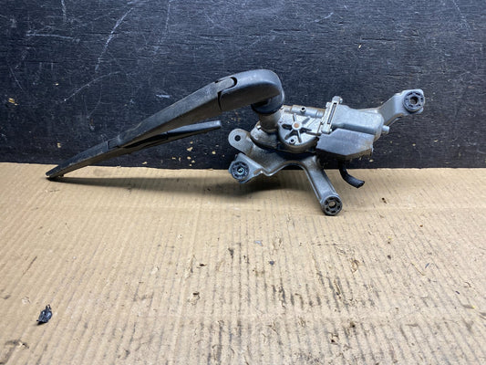 2006 to 2012 Toyota Rav4 Rear Wiper Windshield Motor OEM Y1427 DG0