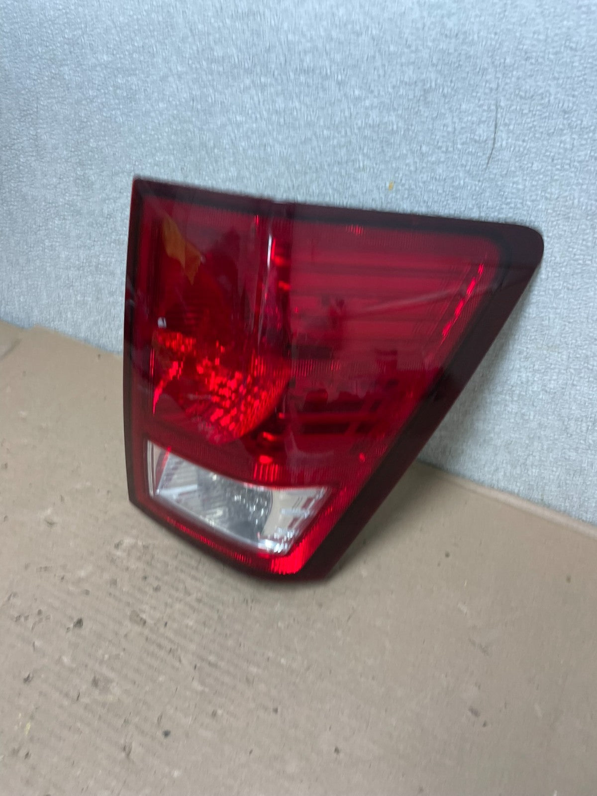 2007 to 2010 Jeep Grand Cherokee Right Passenger Tail Light AB0016 LK1