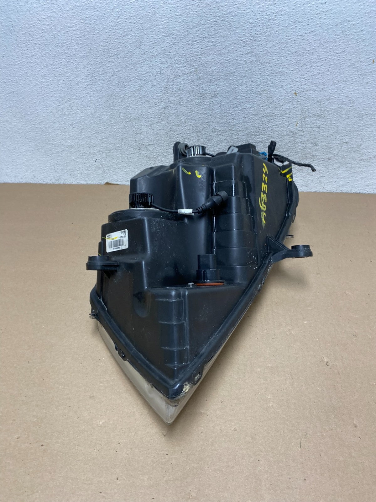 2008 to 2014 Dodge Avenger Right Passenger Side Halogen Headlight AG3324 DW7