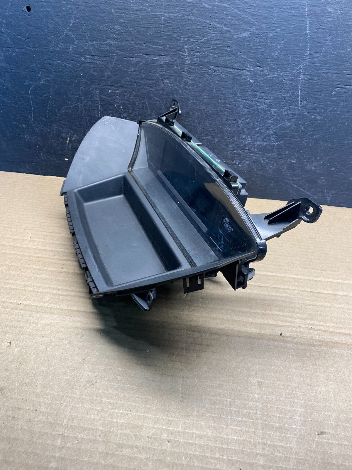 2009 to 2011 Honda Pilot Information Display Screen AF3830 DW2