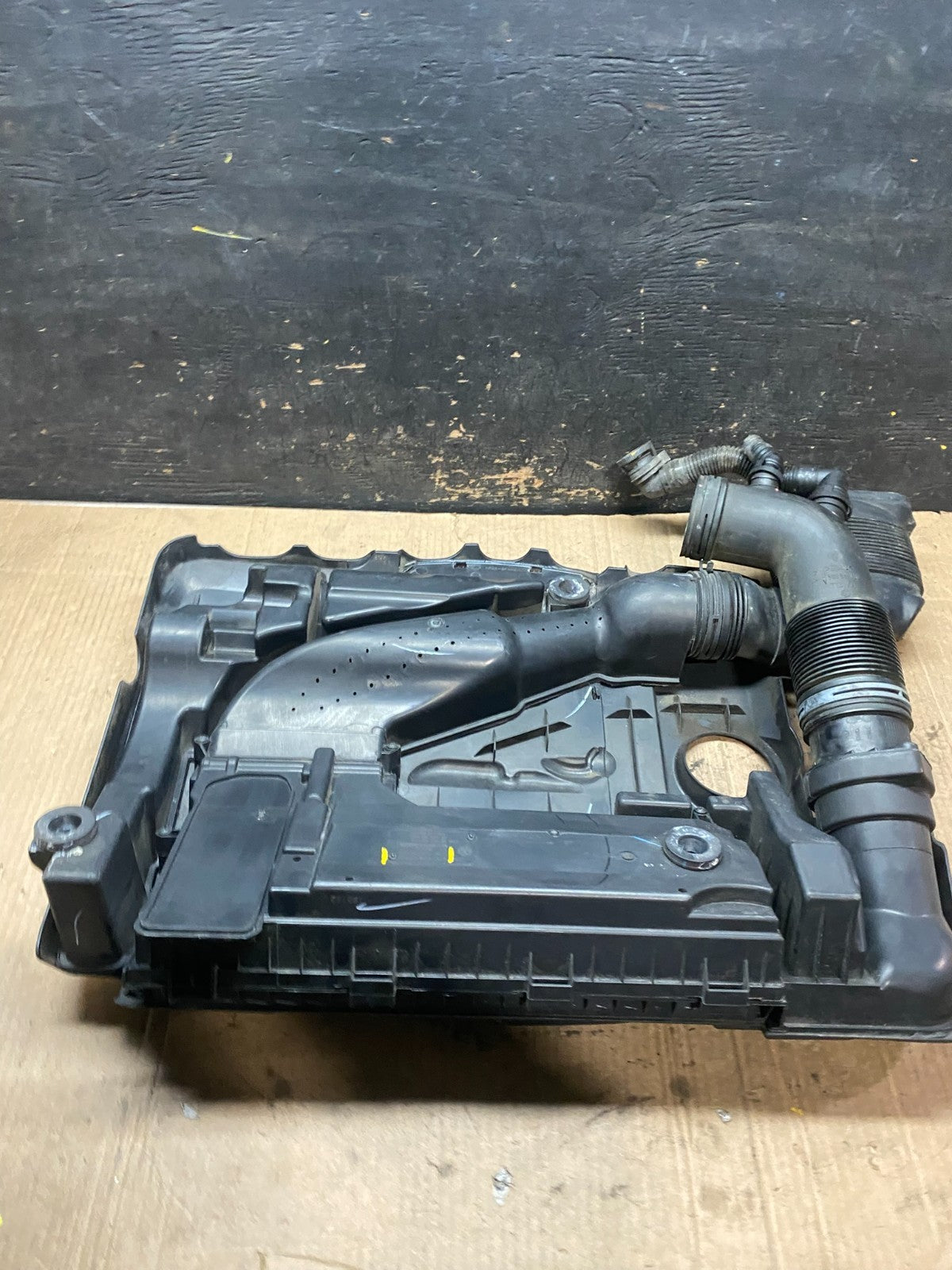 2005 - 2008 Volkswagen Jetta Beetle 2.5L Passat Engine Cover 07k129601j T4085 DG4