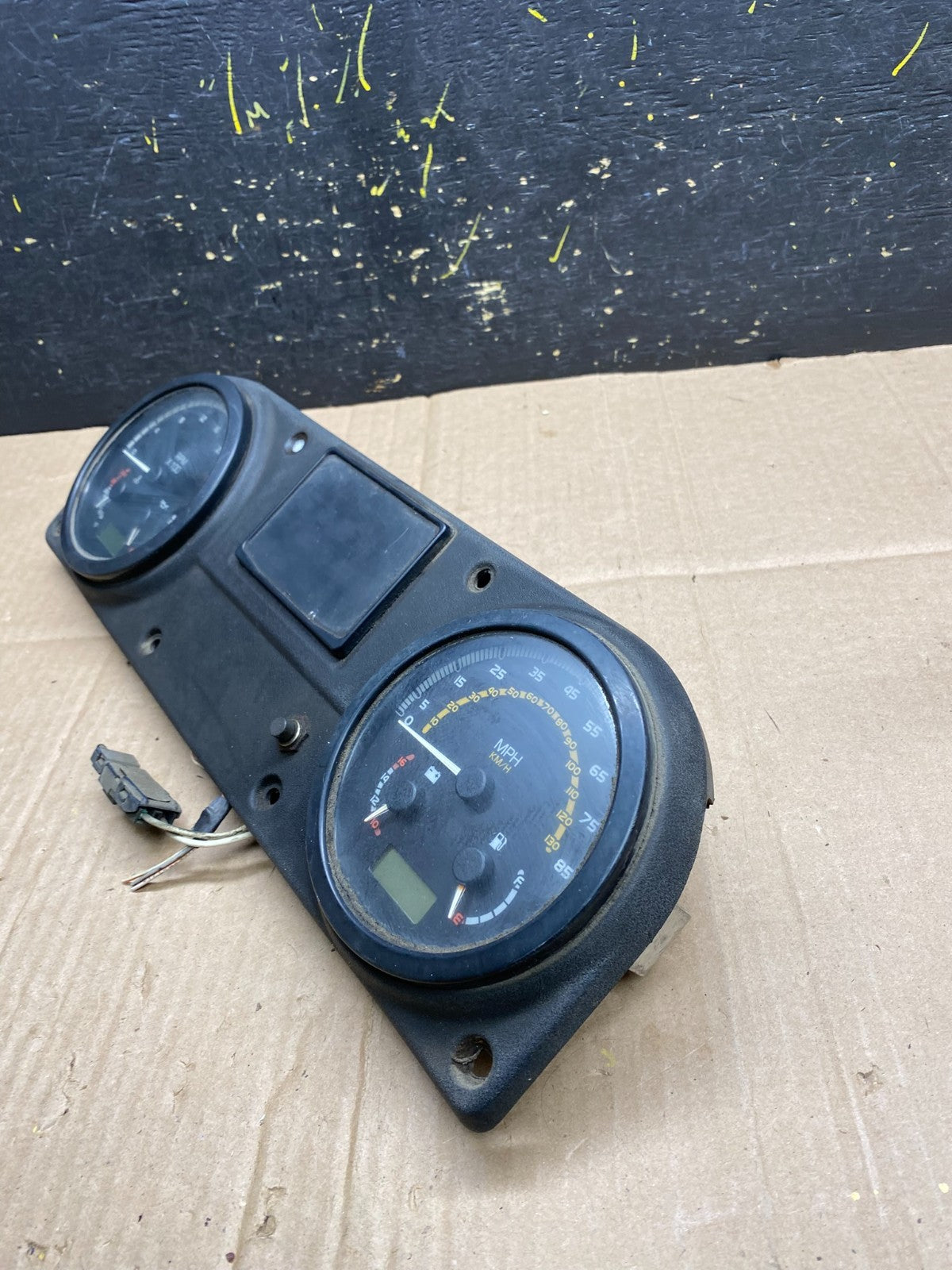 2011 Mack LE Instrument Panel Cluster AA46782