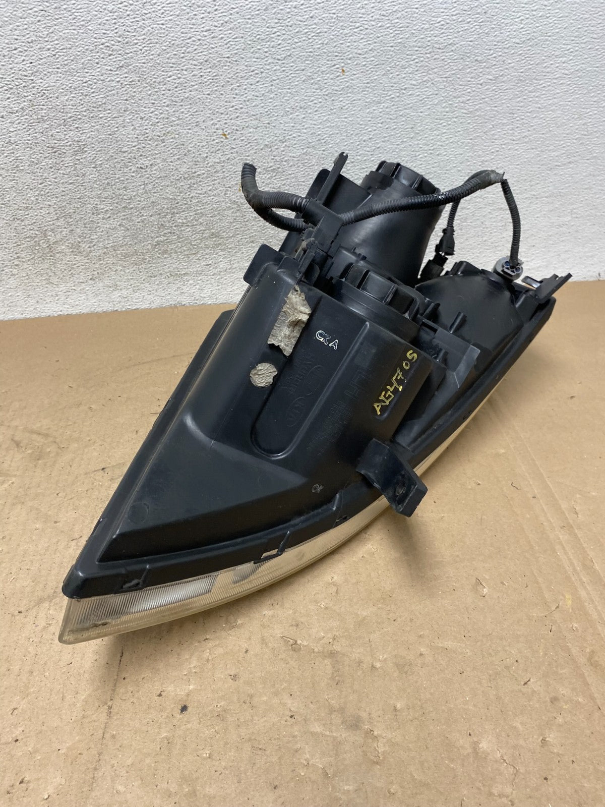 2008-2012 Kia Sedona Left Driver Lh Side Headlight Halogen AG4705 DW7