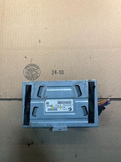 2007-2010 BMW X5 Top HiFi Lear Radio Audio Amplifier Amp OEM V6687 DG2