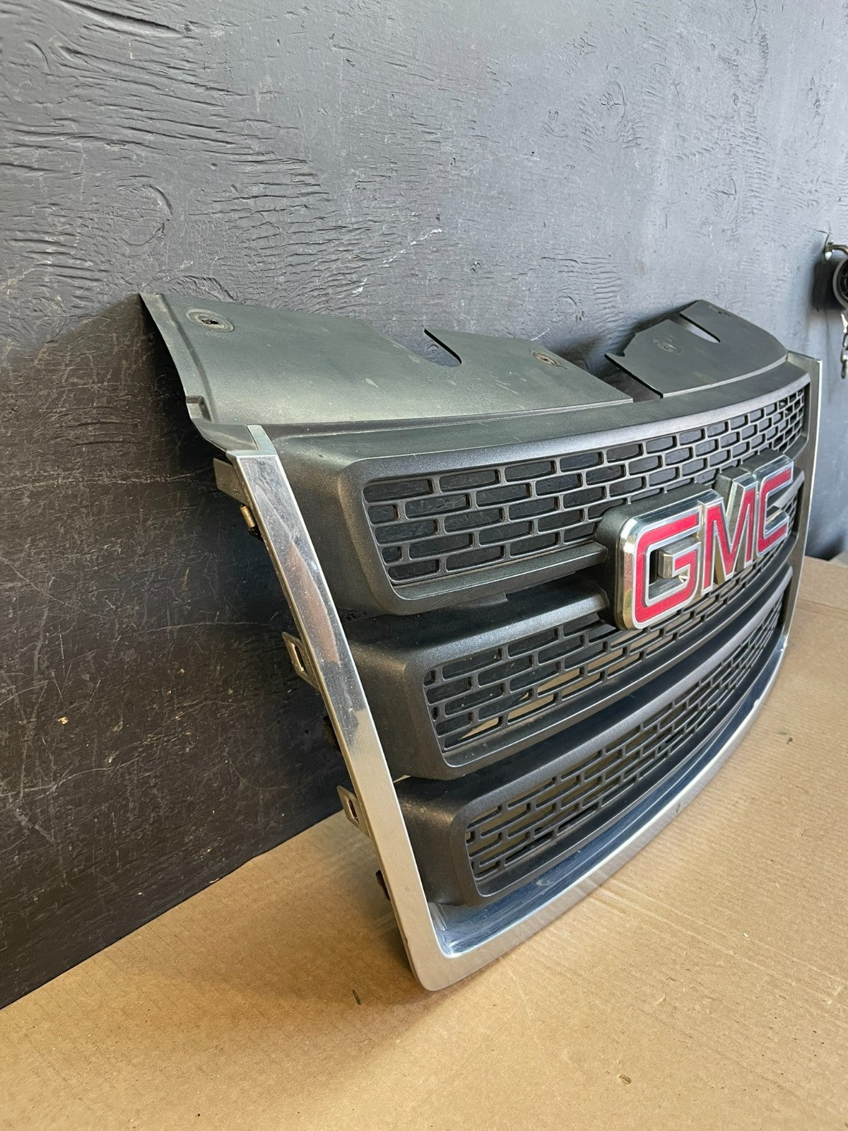 2010 to 2015 Gmc Terrain Front Upper Grill Grille AF3716 DG2