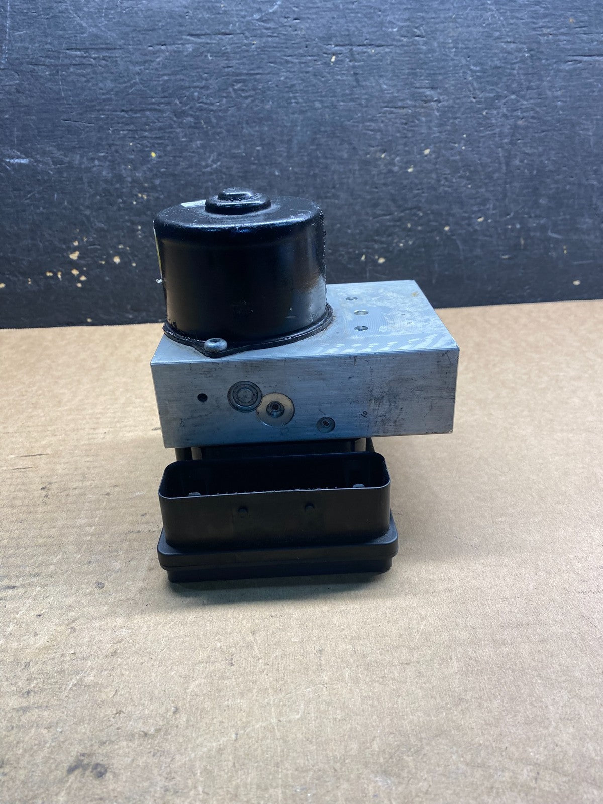 2006 - 2007 Mercedes C280  ABS Anti Lock Brake Pump Module a2035454732 AA1730 DG2