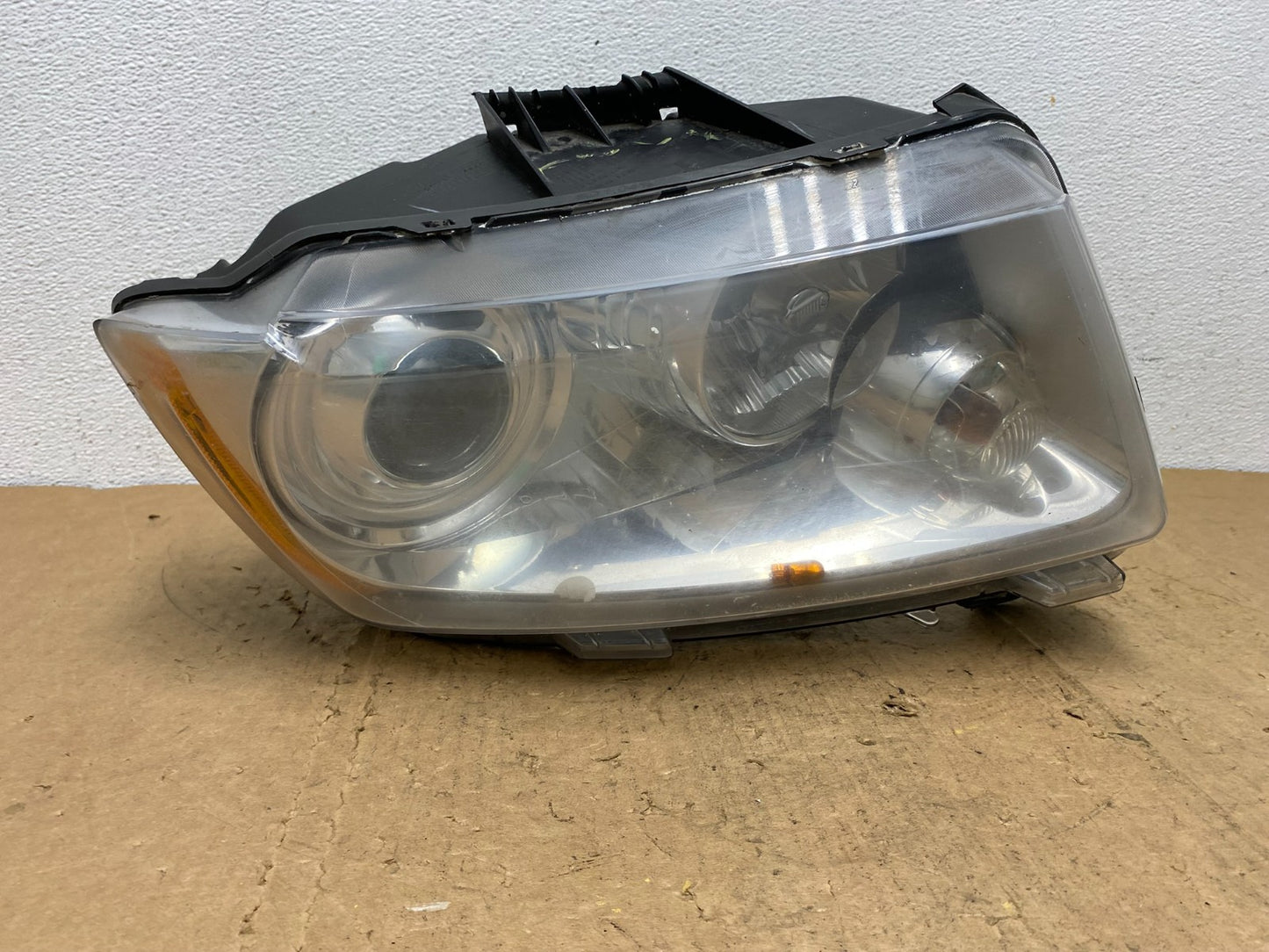 2011-2013 Jeep Grand Cherokee Right Passenger Xenon Headlight AD0550 DG0