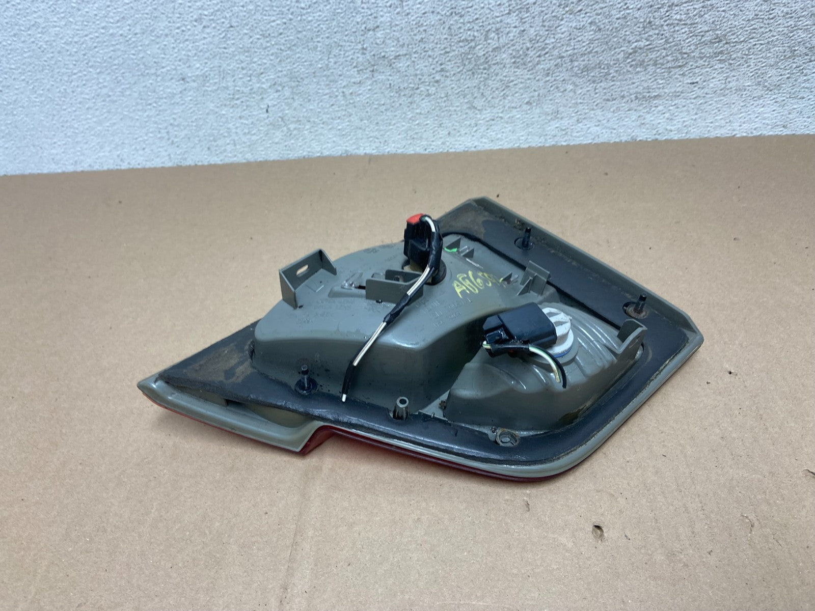2011-2013 Jeep Grand Cherokee Left Driver Side Lh Inner Tail Light AG6597 DW5