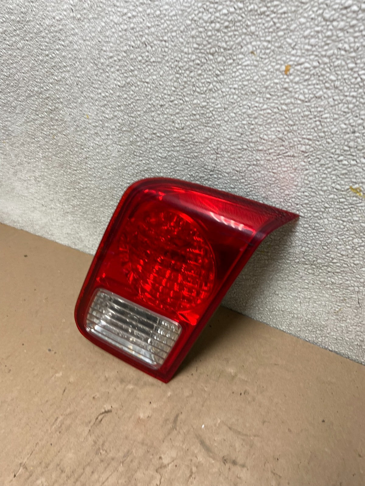 2003 2004 2005 Honda Civic Sedan Right Passenger RH Inner Tail Light AB6042 DW1
