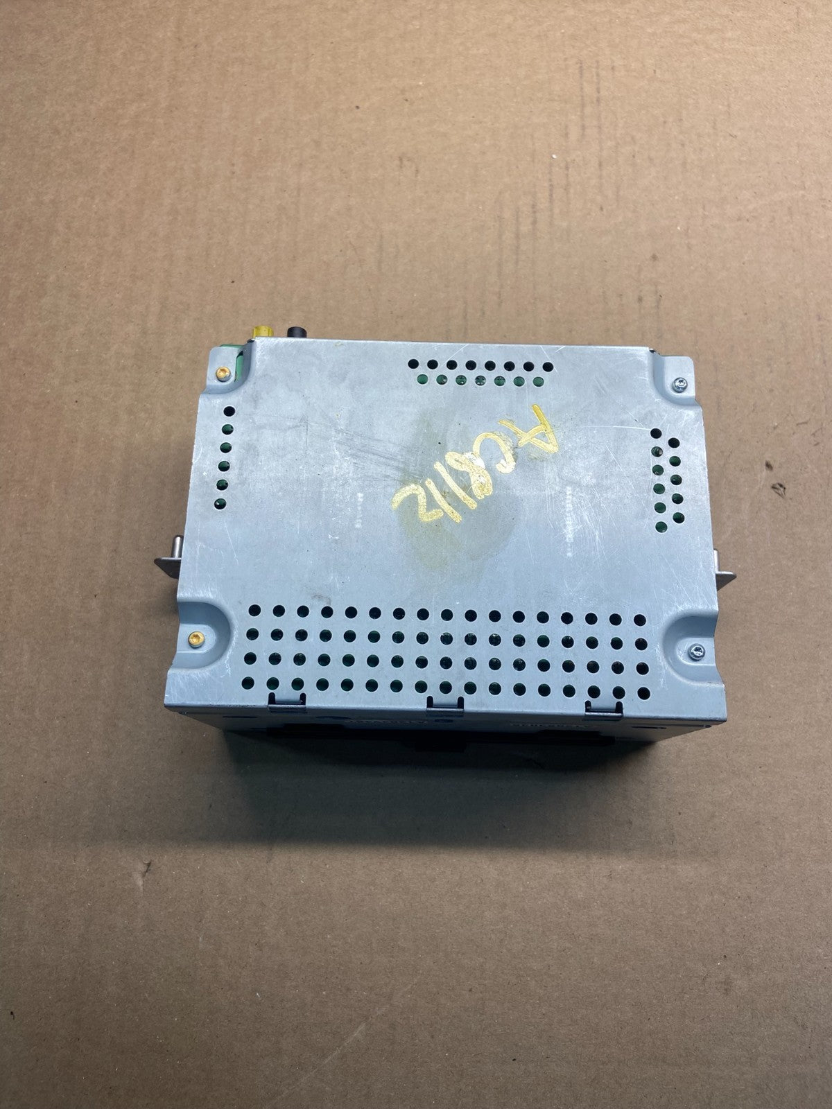 2013 - 2016 Ford C-Max Single CD Player Media AM FM Radio Receiver AF9177 DG4