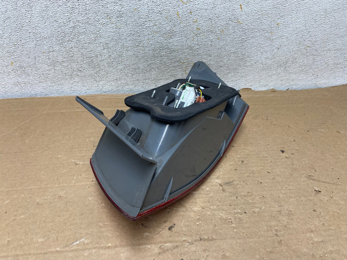 2009 to 2010 Hyundai Sonata Left Driver Lh Side Tail Light AH8445 LK5