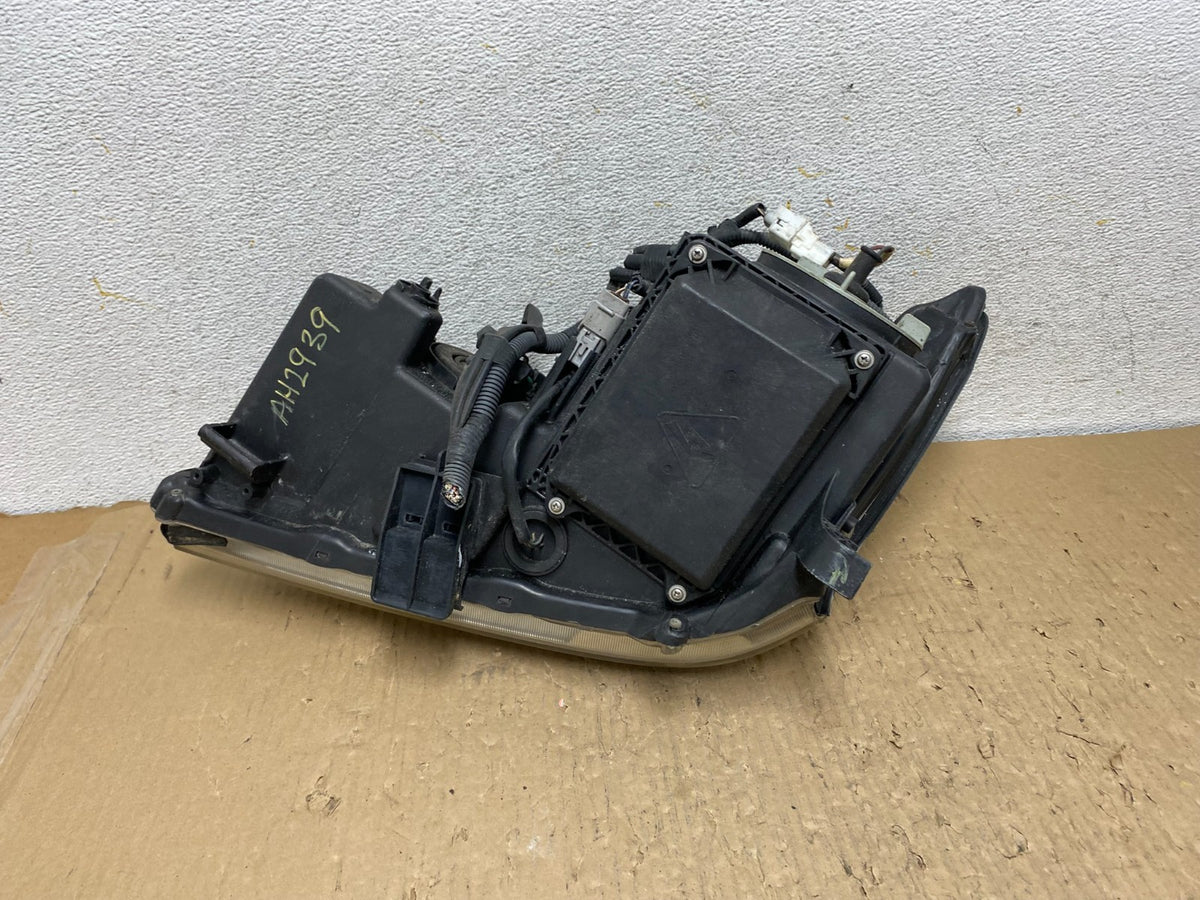 2004 - 2009 Lexus RX330 RX350 Xenon Right Passenger Side Headlight AH2939 DW9