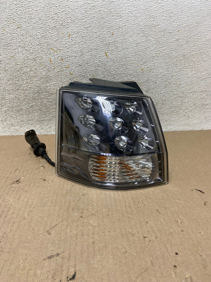 2007 to 2013 Mitsubishi Outlander Left Driver Lh Side Tail Light AH6825 LK0