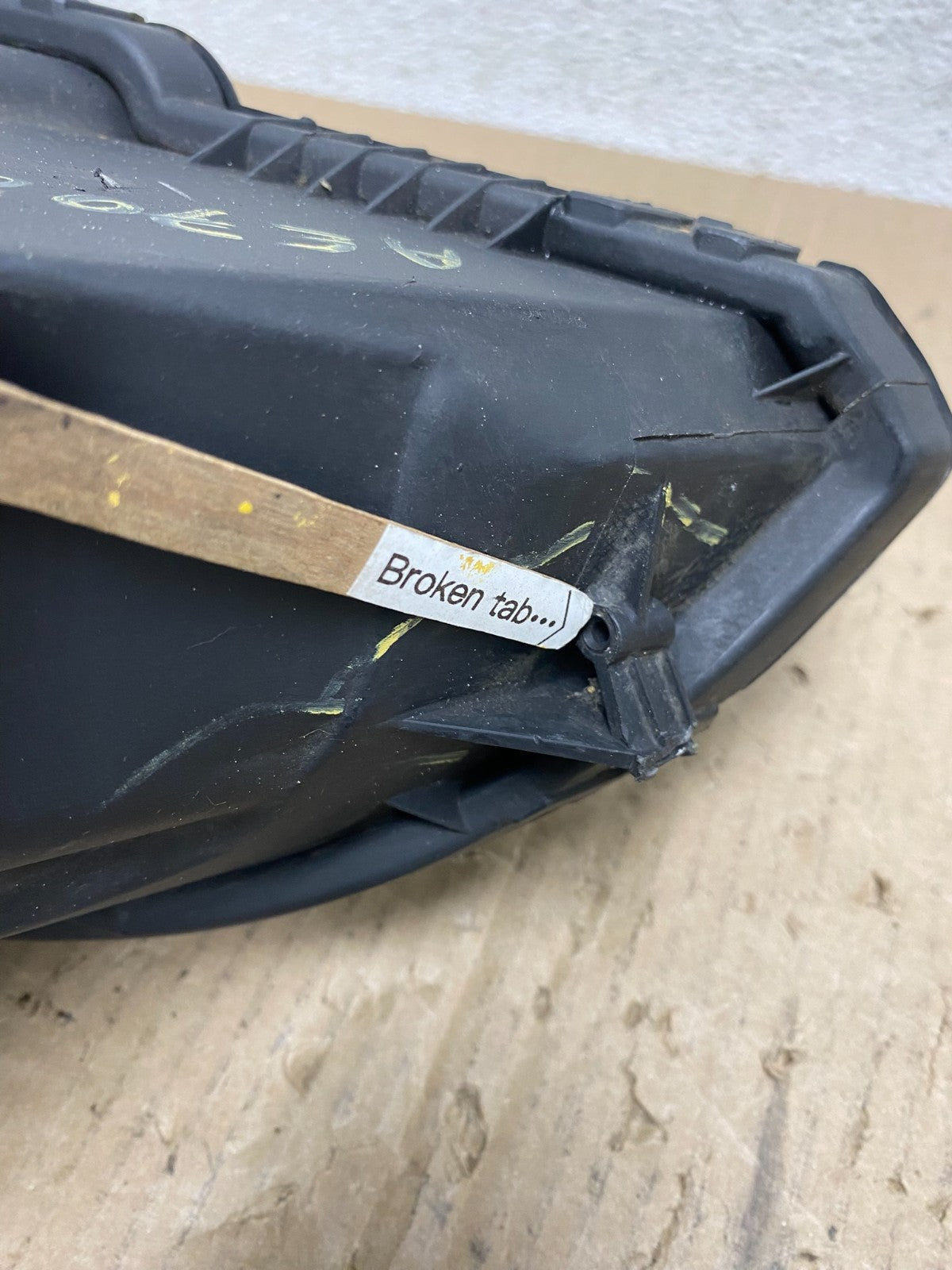 2006 to 2007 Subaru Legacy Right Passenger RH Side Headlight AE7083 DW7