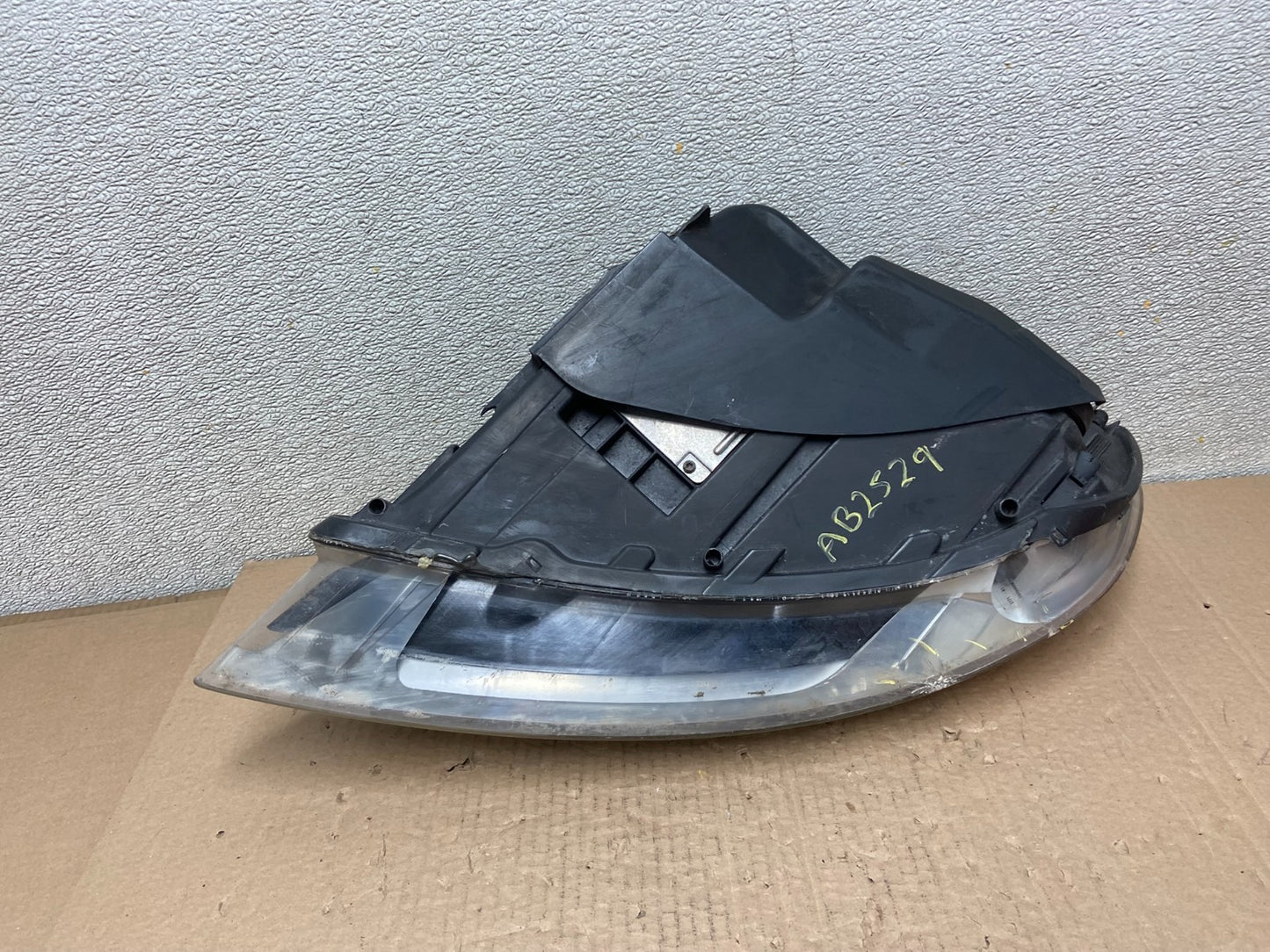 2007- 2009 Audi Q7 Right Passenger RH Side Xenon Hid Headlight AB2529 DW11