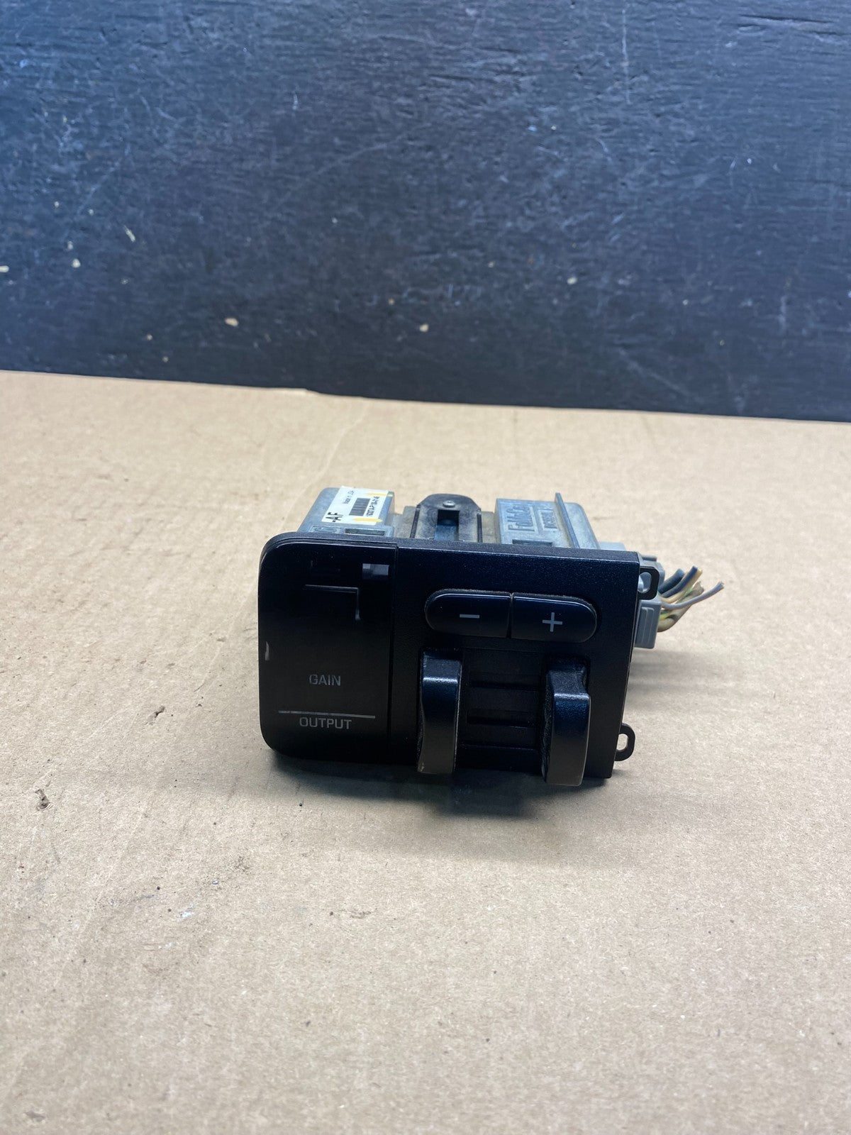 2008 to 2010 Ford Super Duty F250 F350 Trailer Brake Controller AG40370