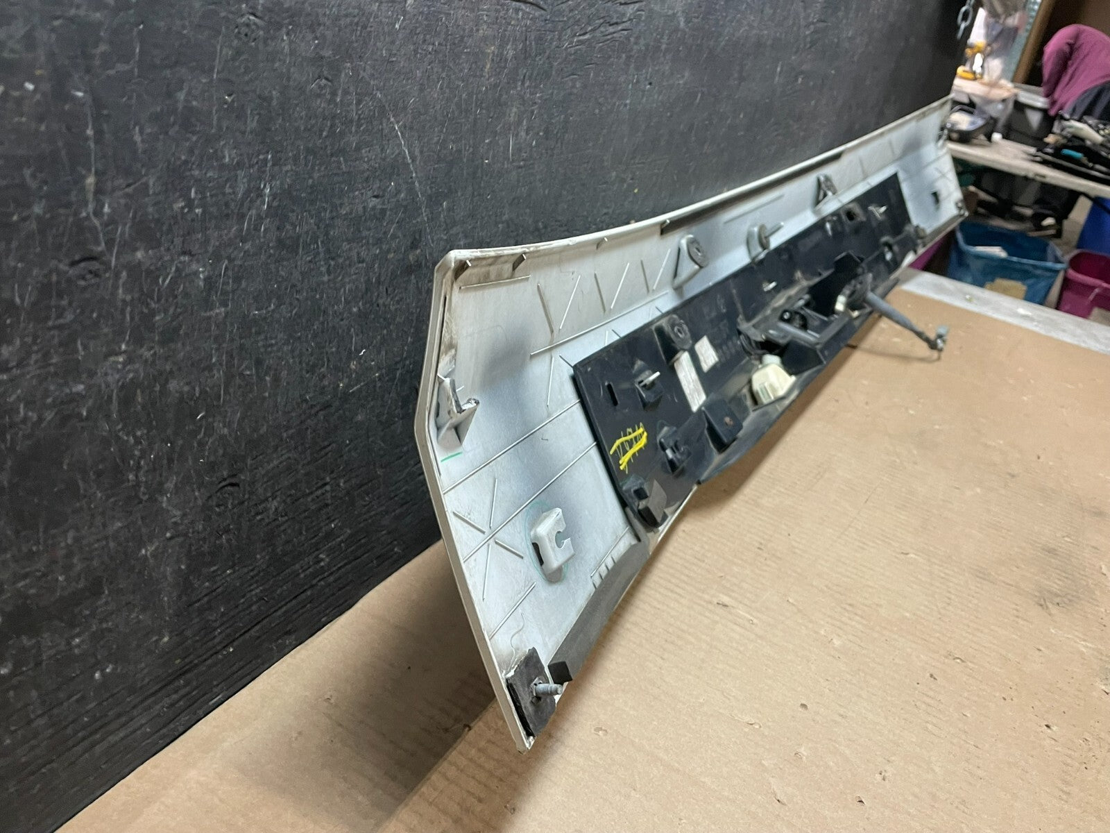 2011-2018 Dodge Grand Caravan Rear Tail Gate Trim Molding Panel OEM L9232 DG10