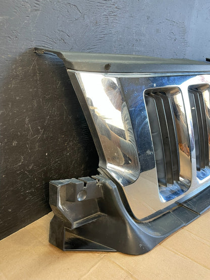 2011 to 2013 Jeep Grand Cherokee Front Upper Grill Grille OEM AC2060 DG2