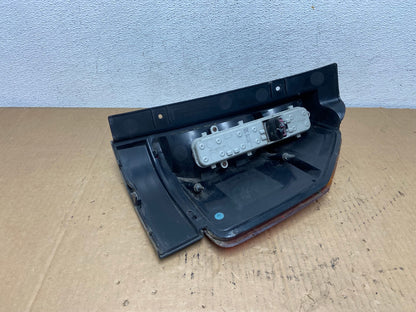 2002 to 2009 Gmc Envoy Left Driver Lh Side Tail Light AD1067 LK6