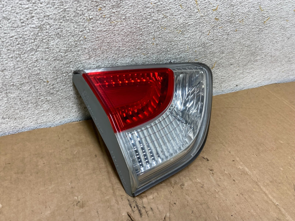 2013 to 2016 Nissan Pathfinder Left Driver Inner Tail light AI9050 LK2