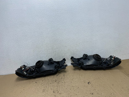 2003 2004 Subaru Forester Left+Right Headlights Halogen AF7100 DW7