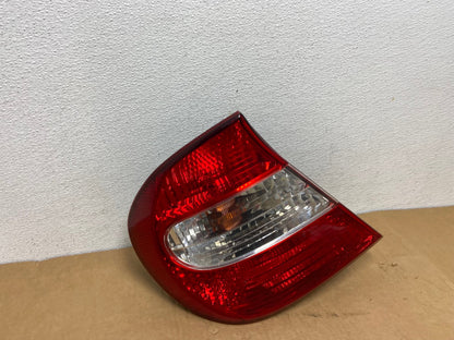 2002 2003 2004 Toyota Camry Left Driver LH Side Tail Light AC8439 LK2