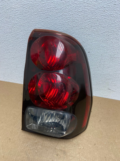2002 to 2009 Chevrolet Trailblazer Right Passenger Rh Side Tail Light AC1227 LK0