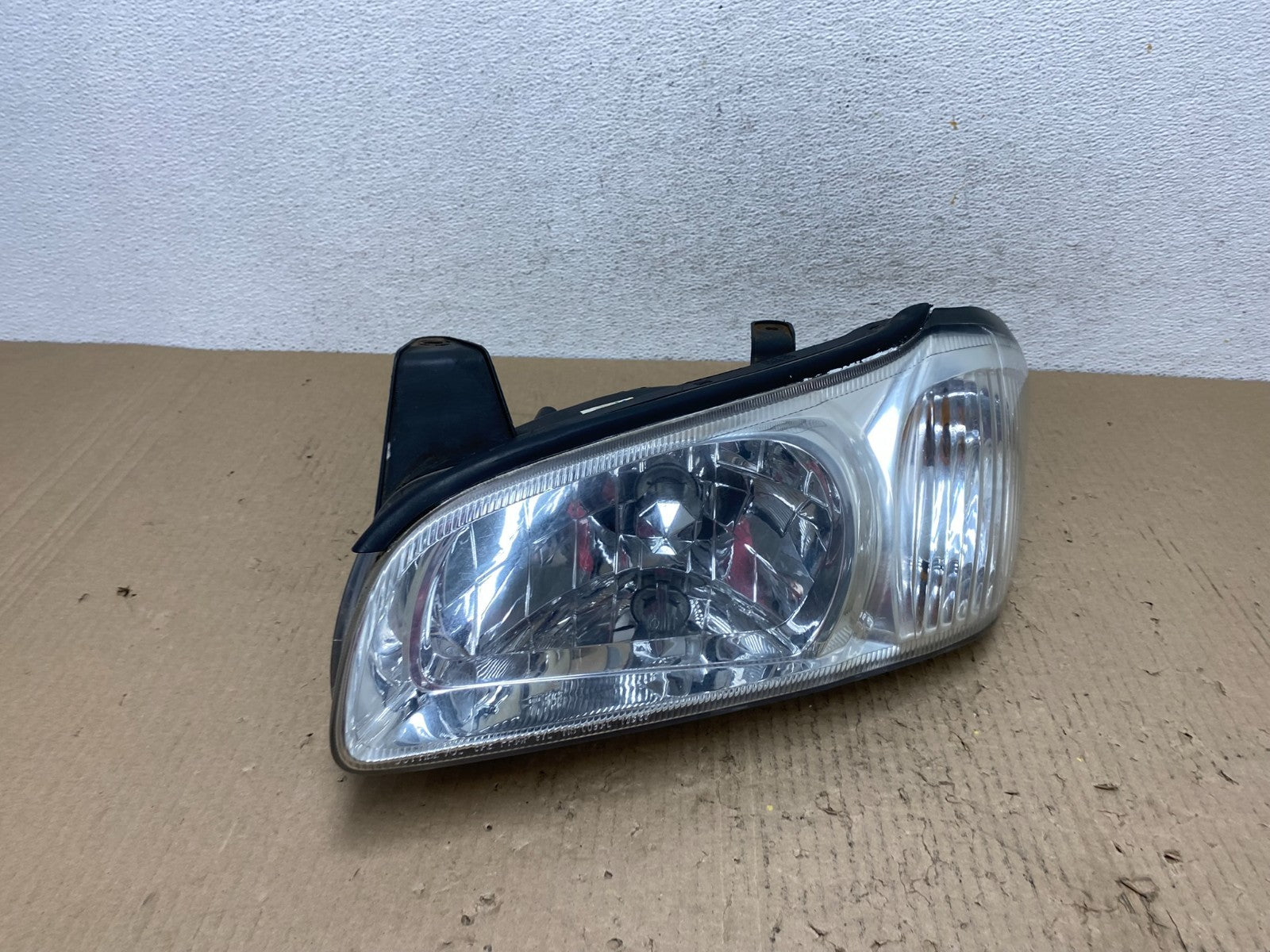 2000 to 2001 Nissan Maxima Left Driver Lh Halogen Headlight AF2927 DW2