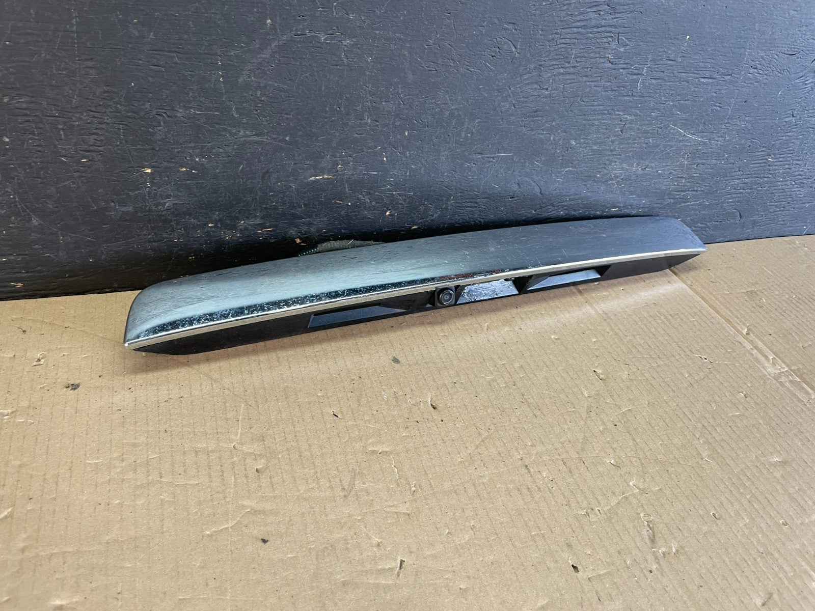 2013-2020 Nissan Pathfinder Rear Lift Gate Chrome Handle Moulding Camera AE36441